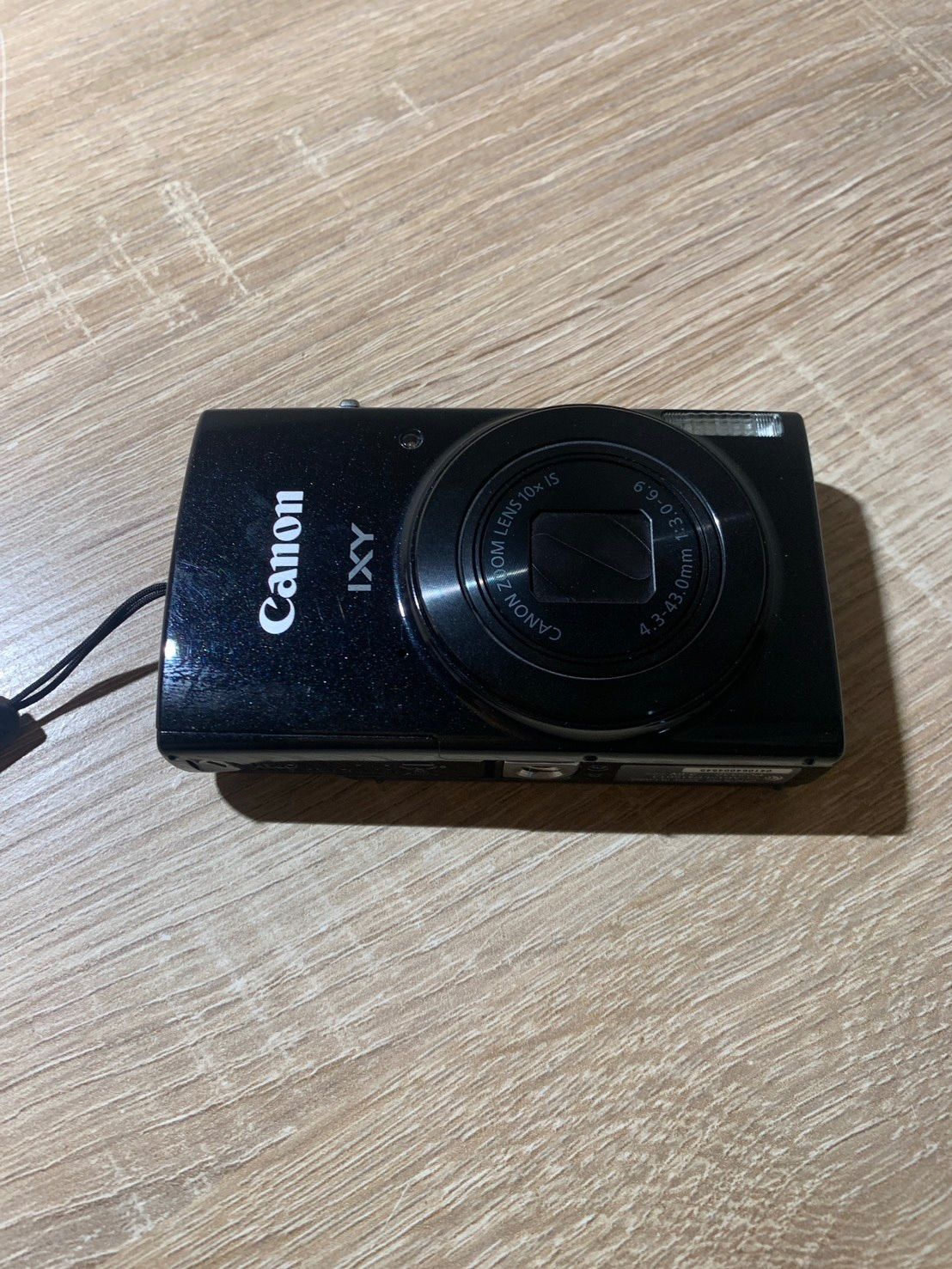 1032 Canon IXY 210 ブラック デジカメ 動作確認済み 【ネ】