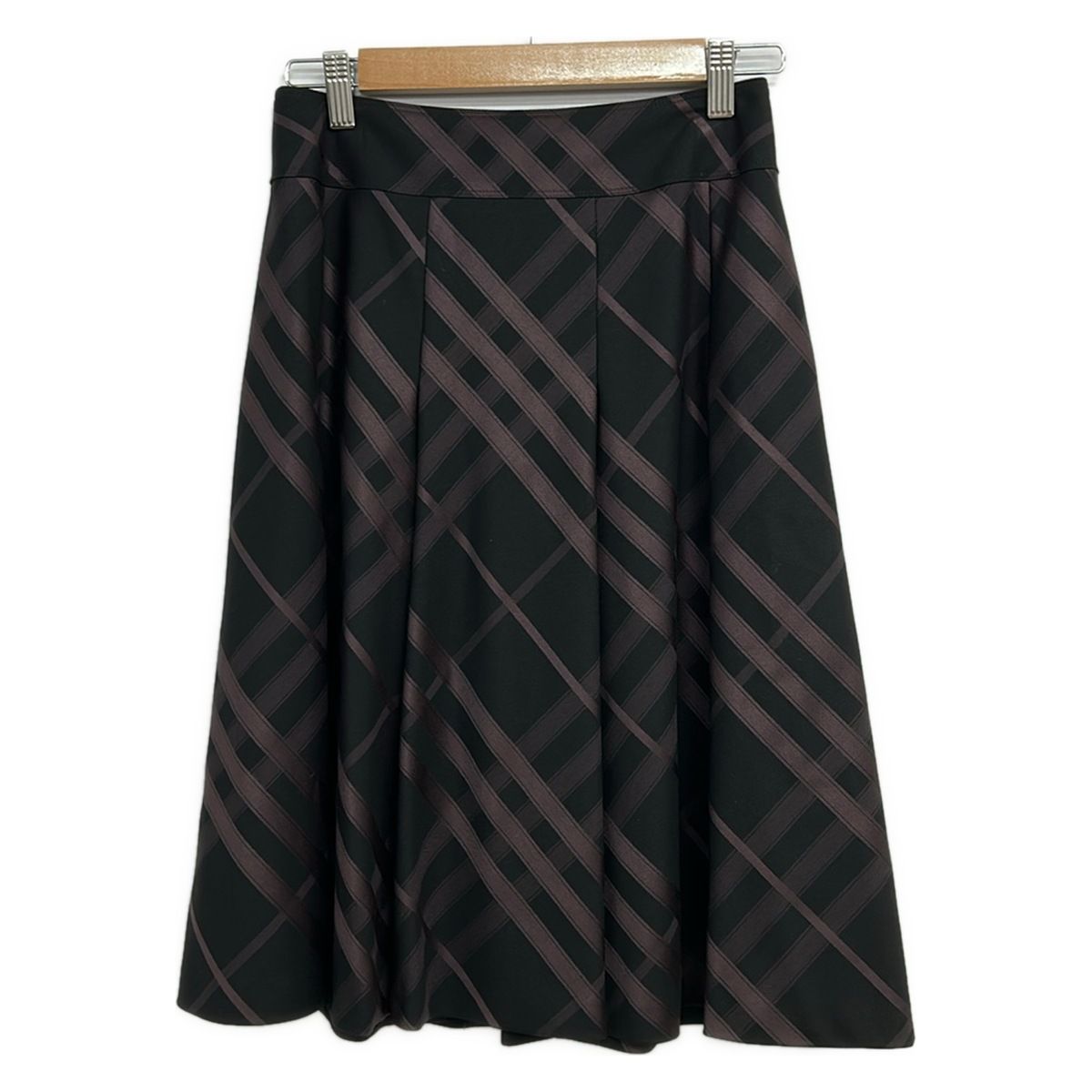 Burberry LONDON(バーバリーロンドン) ロングスカート サイズ36 M 
