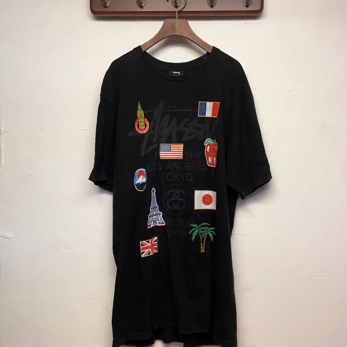 STUSSY WORLD TOUR アメリカ フラッグ 半袖 Tシャツ