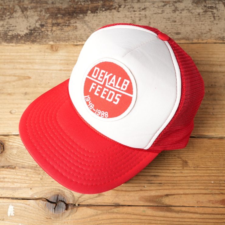 80s USA DEKALB FEEDS メッシュキャップ 帽子 レッド フリーサイズ アメリカ古着　011426aw112