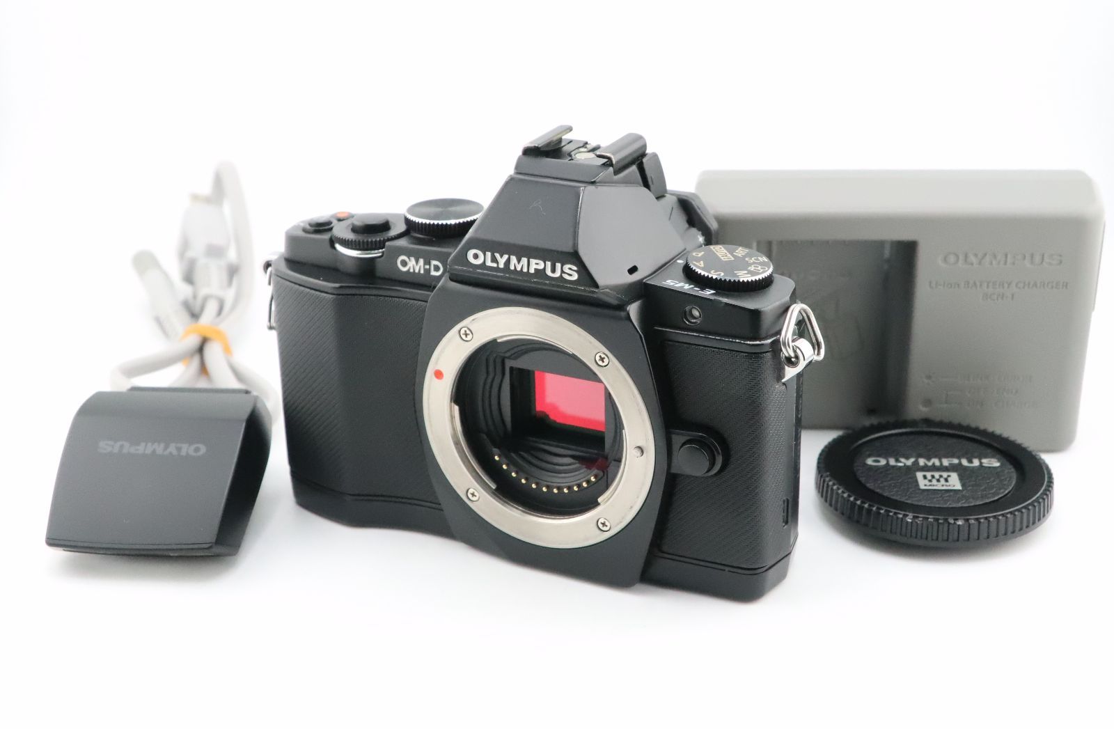 ☆良品☆ショット数10,575回☆オリンパス OLYMPUS OM-D E-M5 ボディ