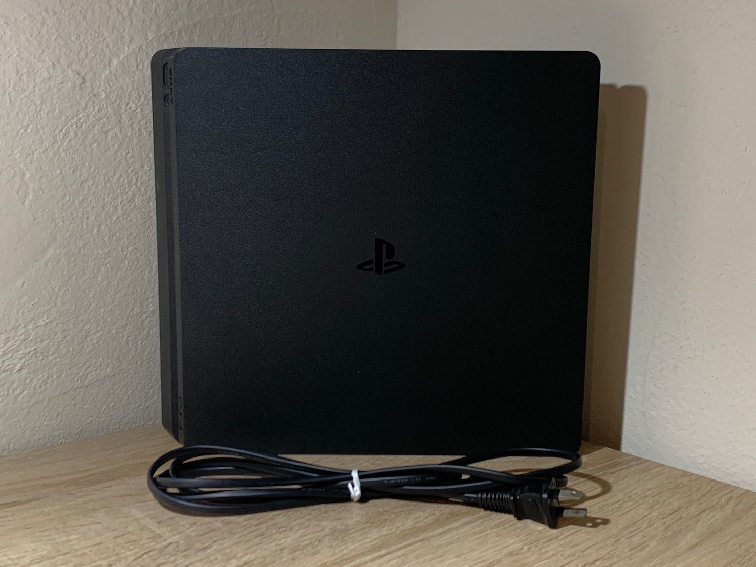 1014 PS4 CUH-2000A ブラック 動作確認済み 【宅】