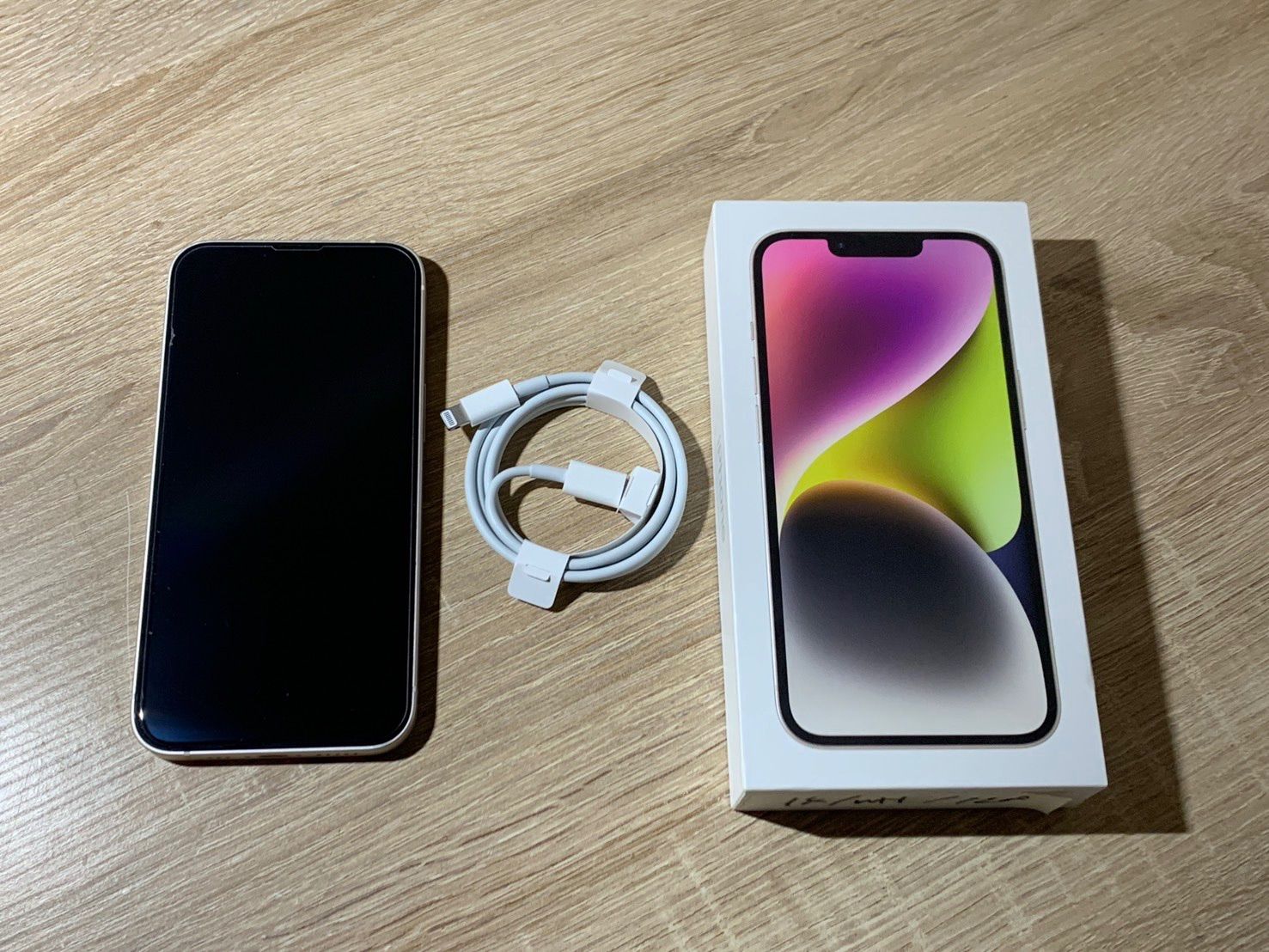 1071 iPhone 14 128GB スターライト 動作確認済み 【ネ】