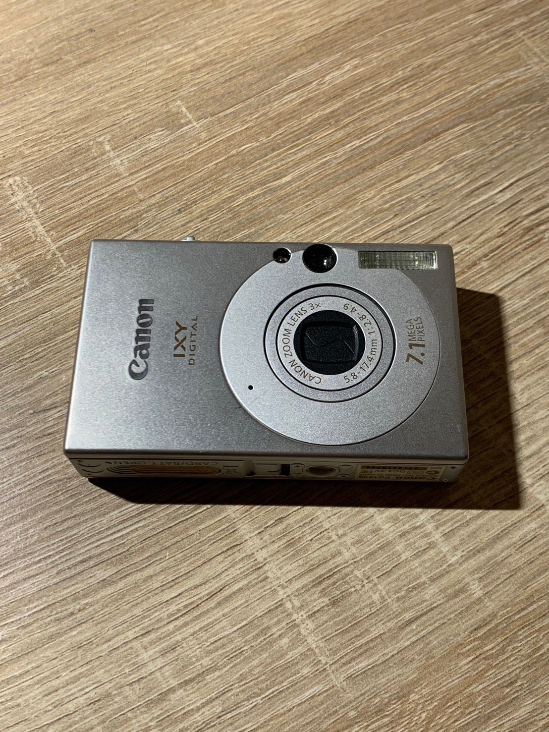 1070 Canon IXY DIGITAL 10 シルバー デジカメ 【ネ】