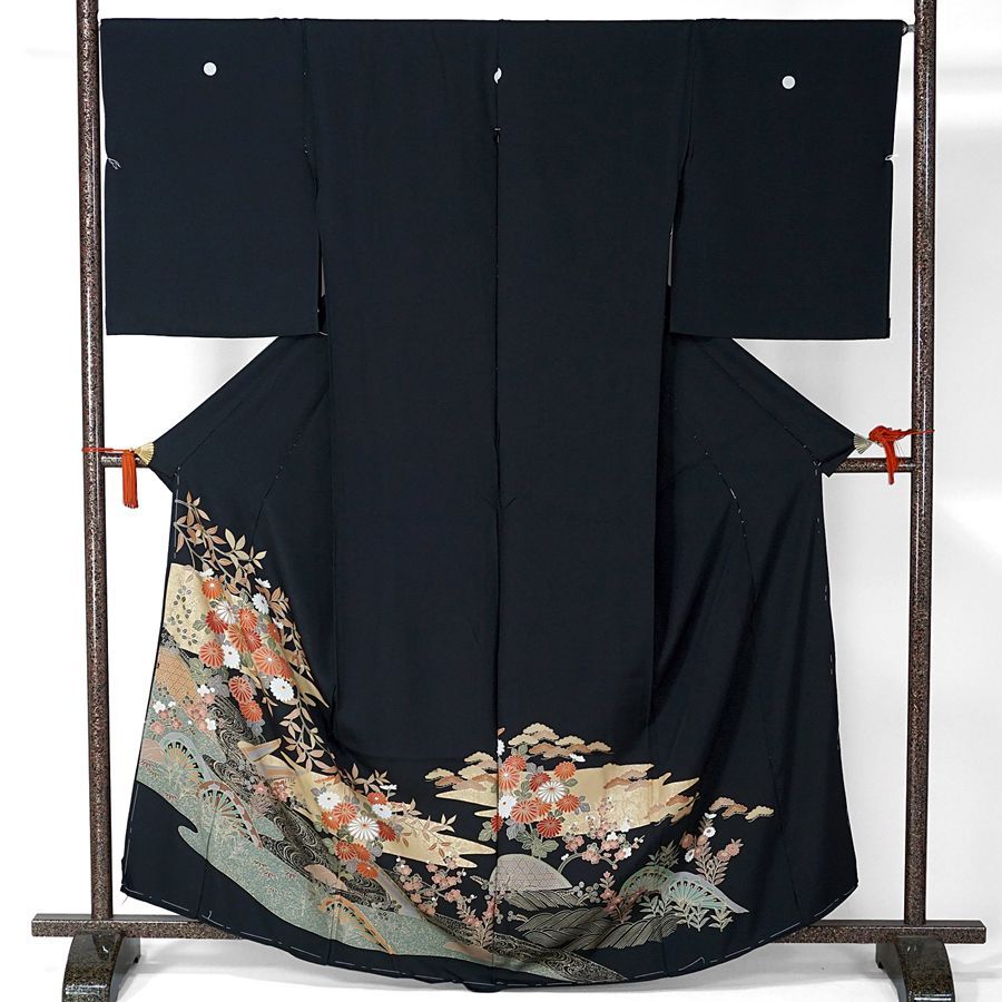 【在庫処分】正絹 黒留袖 仮絵羽 未仕立て 古典文様 金彩加工 ドレスリメイクに人気