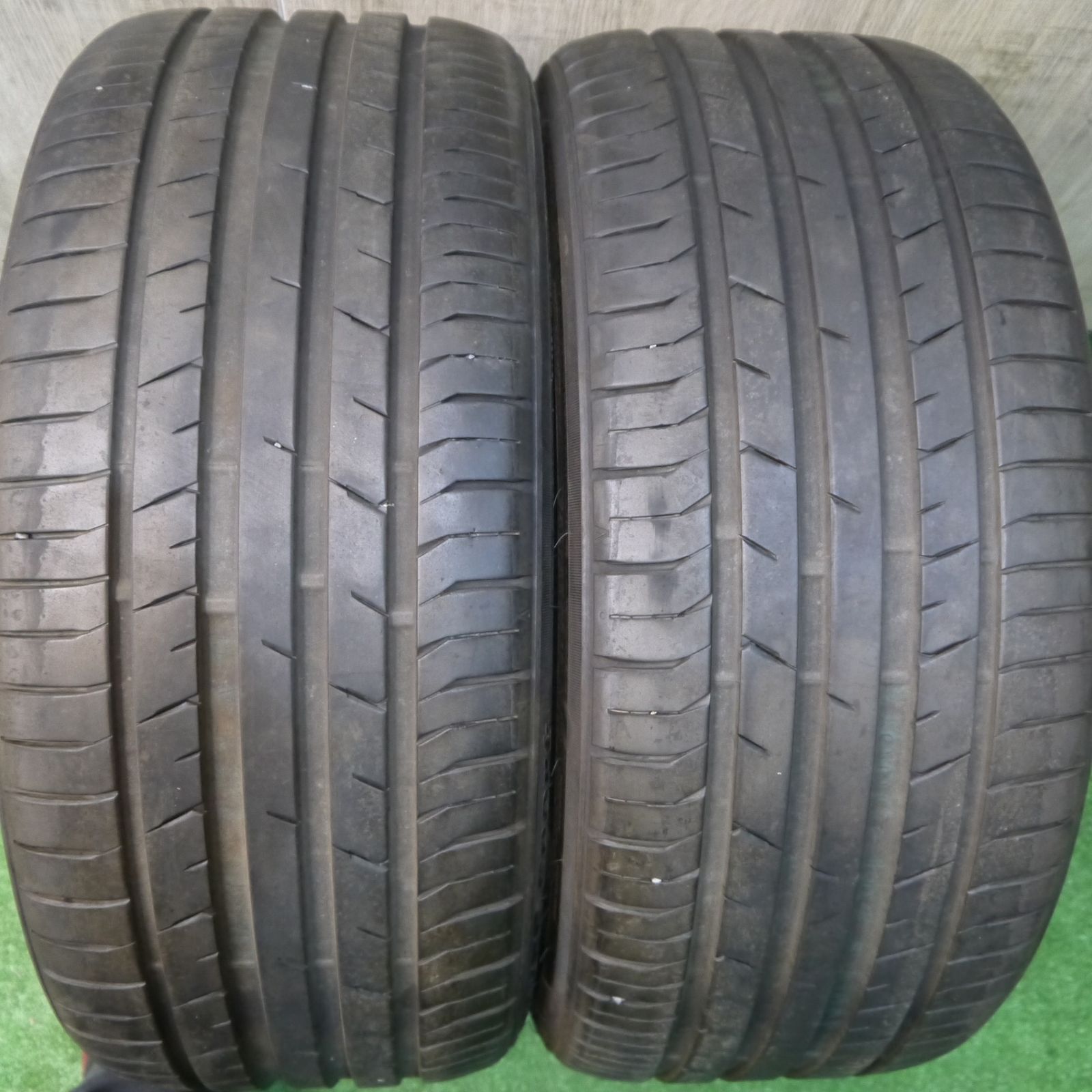 バリ溝!9分!2本★235/35R19 トーヨー プロクセス スポーツ PROXES Sport 19インチ タイヤ ポルシェ 911 カレラ ボクスター ケイマン 等★6052203KKノタ