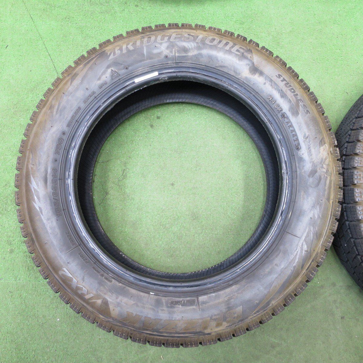 バリ溝！23年！9分☆スタッドレス 165/65R14 ブリヂストン ブリザック