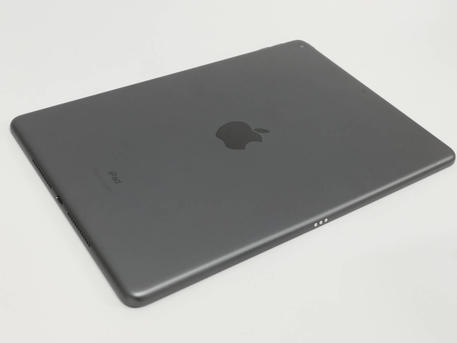 良品】iPad 第9世代 64GB Wi-Fi バッテリー96% - メルカリ
