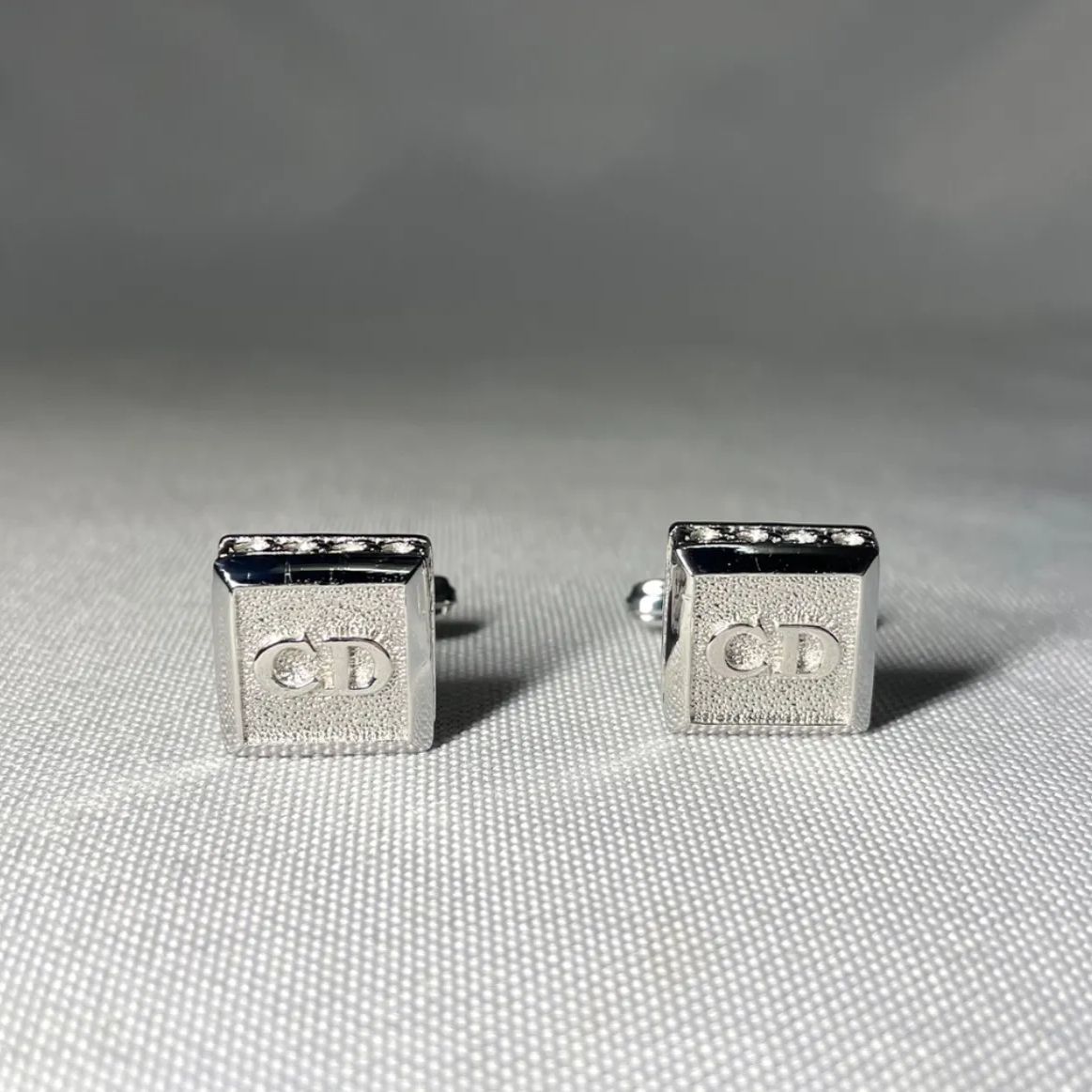 美品 Dior Homme ディオールオム CDロゴ&サイドパンチングデザイン