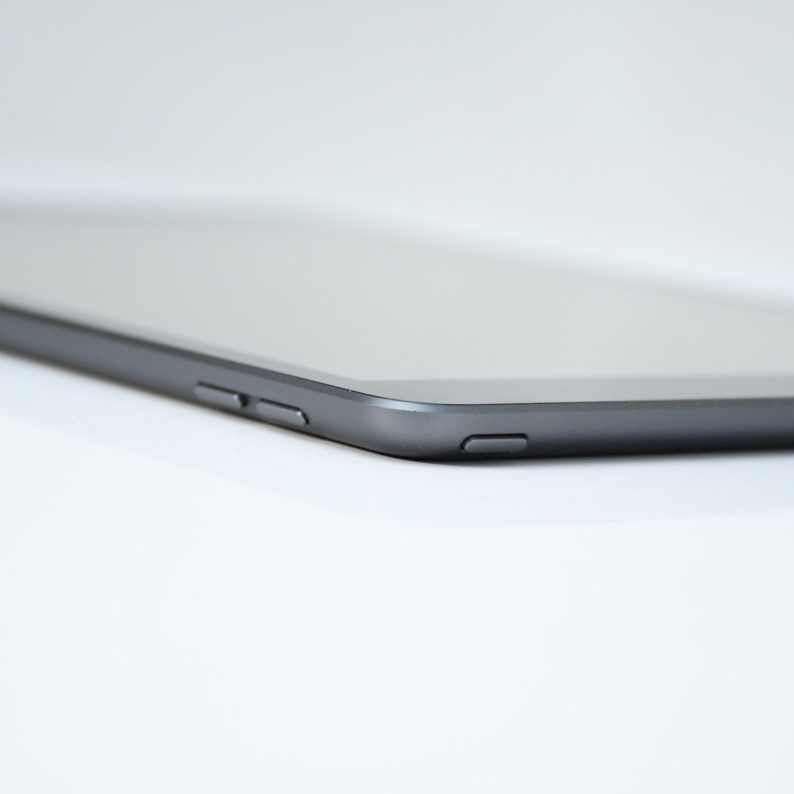 iPad 第8世代 128GB Wi-Fi 美品 94%バッテリー - メルカリ