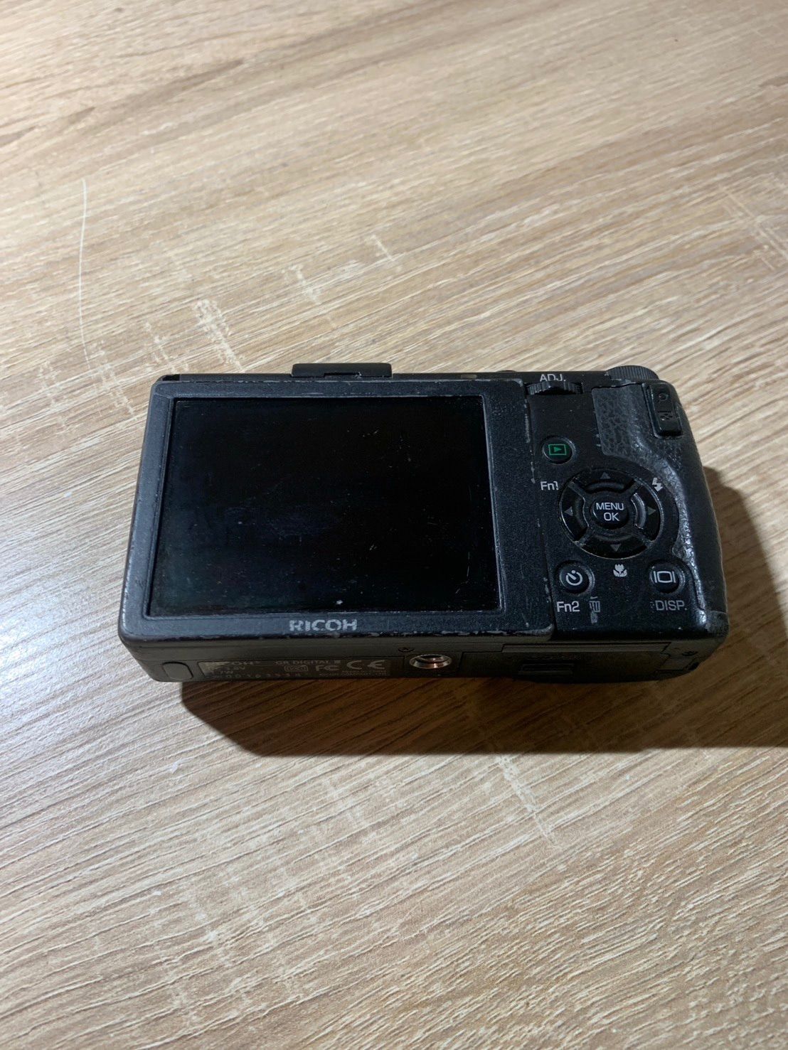 1067 RICOH GR DIGITAL III ブラック デジカメ ジャンク品 【コ