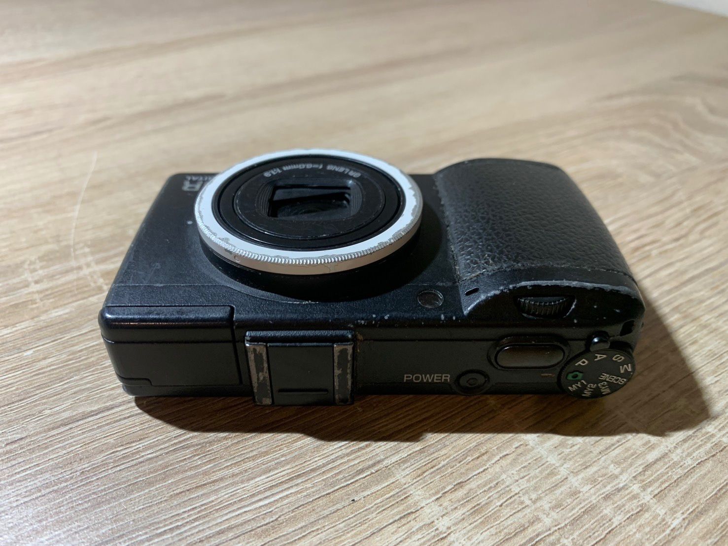 1067 RICOH GR DIGITAL III ブラック デジカメ ジャンク品 【コ