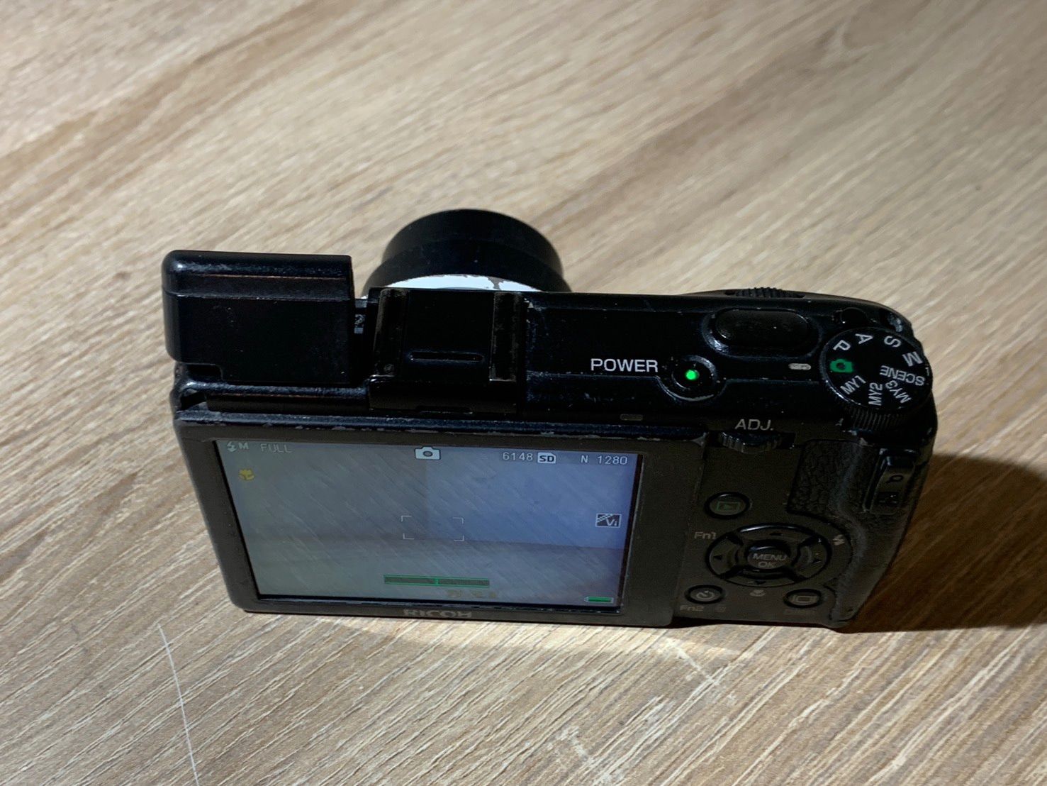1067 RICOH GR DIGITAL III ブラック デジカメ ジャンク品 【コ