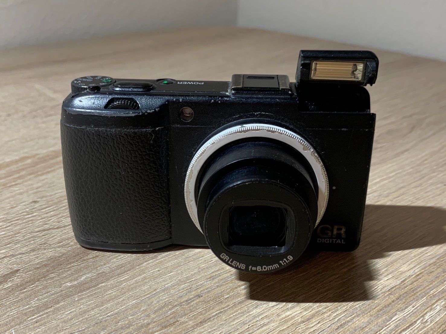 1067 RICOH GR DIGITAL III ブラック デジカメ ジャンク品 【コ