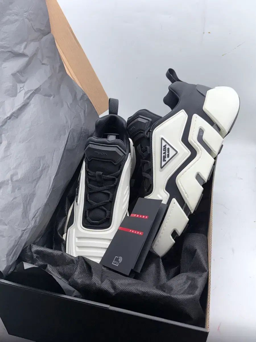 正規品) PRADA プラダ 280