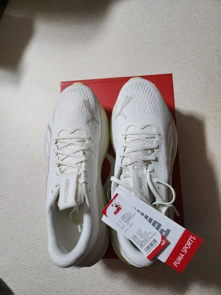 (新品) PUMA プーマ マッハマックス ニトロ 275 ランニングシューズ 出品