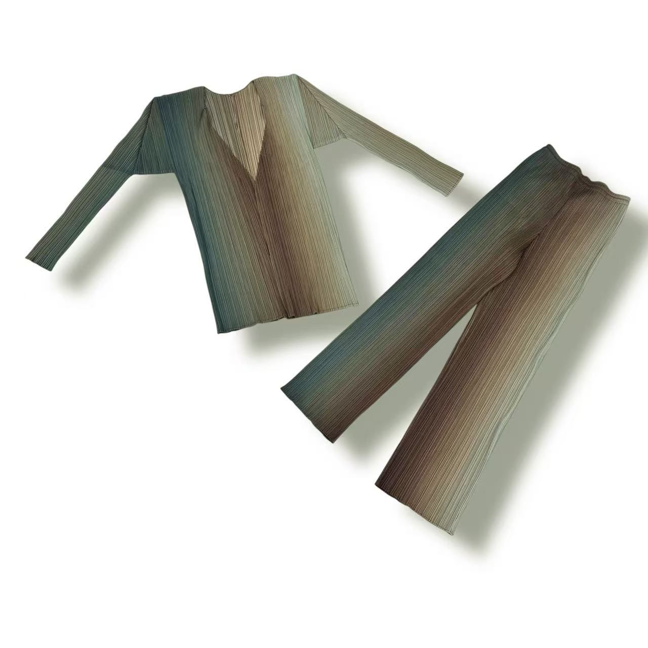 新品同様 ISSEY MIYAKE イッセイミヤケ PLEATS PLEASE プリーツプリーズ セットアップ カーディガン パンツ グリーン グラデーションカラー サイズ3