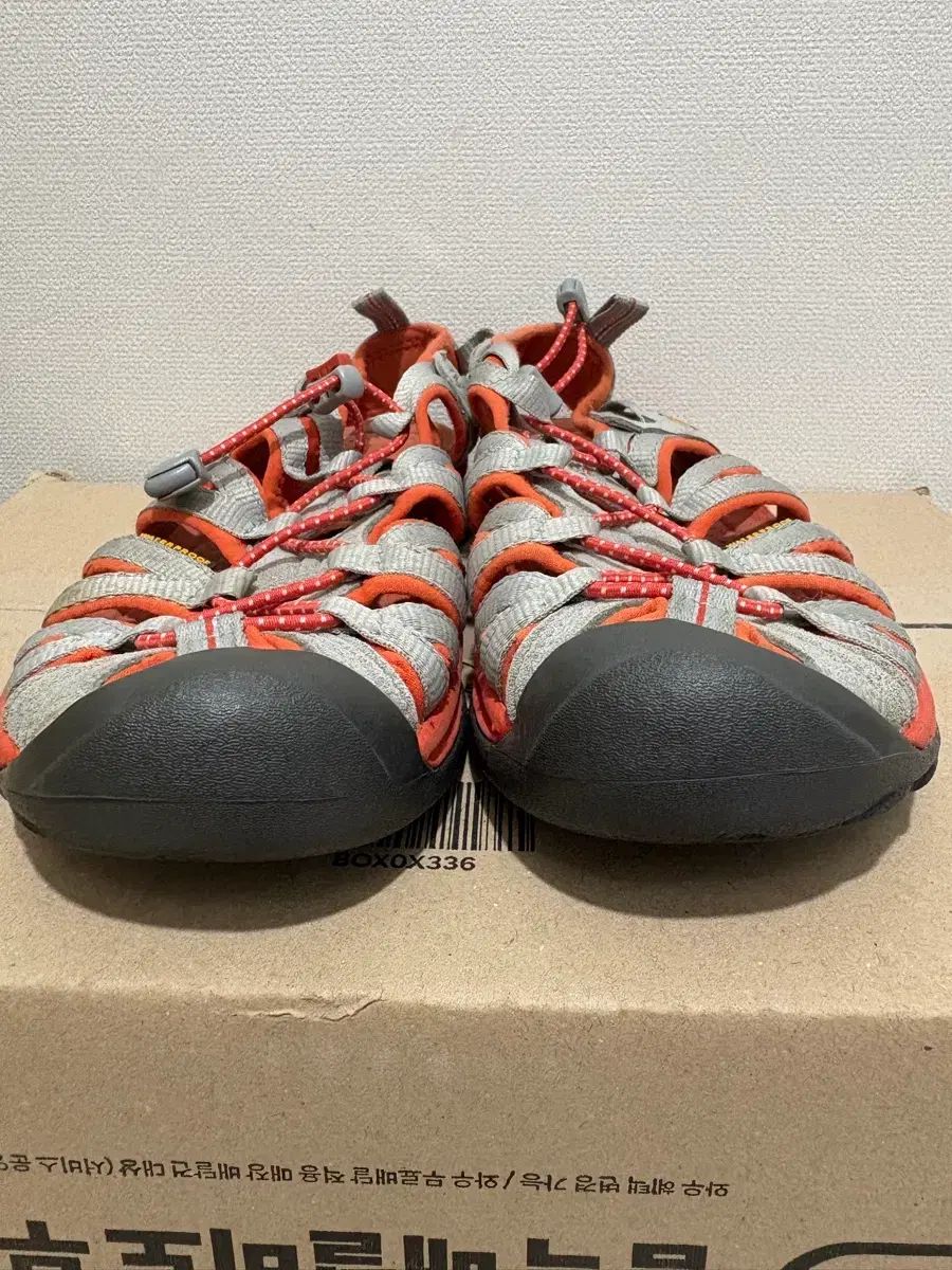 KEEN 킨 ウィスパー サンダル240
