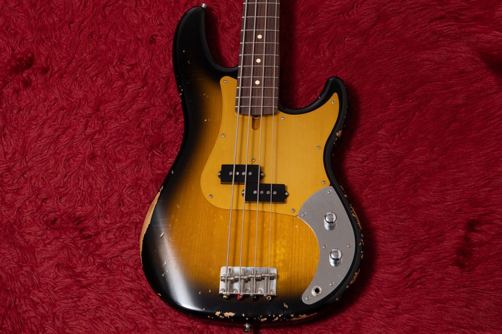 【new】Tsubasa Guitar Workshop / The Earth Gold Anodized 2TS Heavy Aged 3.735kg #0712【GIB横浜】エレキベース 【new】Tsubasa Guitar Workshop / The Earth Gold Anodized 2TS Heavy Aged 3.735kg #0712【GIB横浜】エレキベース