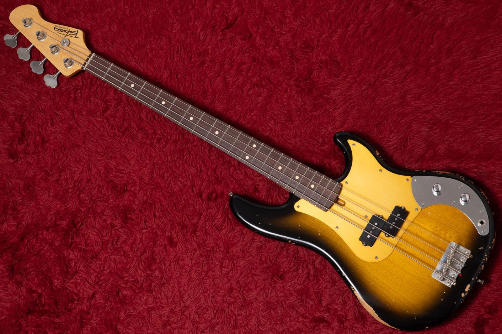【new】Tsubasa Guitar Workshop / The Earth Gold Anodized 2TS Heavy Aged 3.735kg #0712【GIB横浜】エレキベース 【new】Tsubasa Guitar Workshop / The Earth Gold Anodized 2TS Heavy Aged 3.735kg #0712【GIB横浜】エレキベース