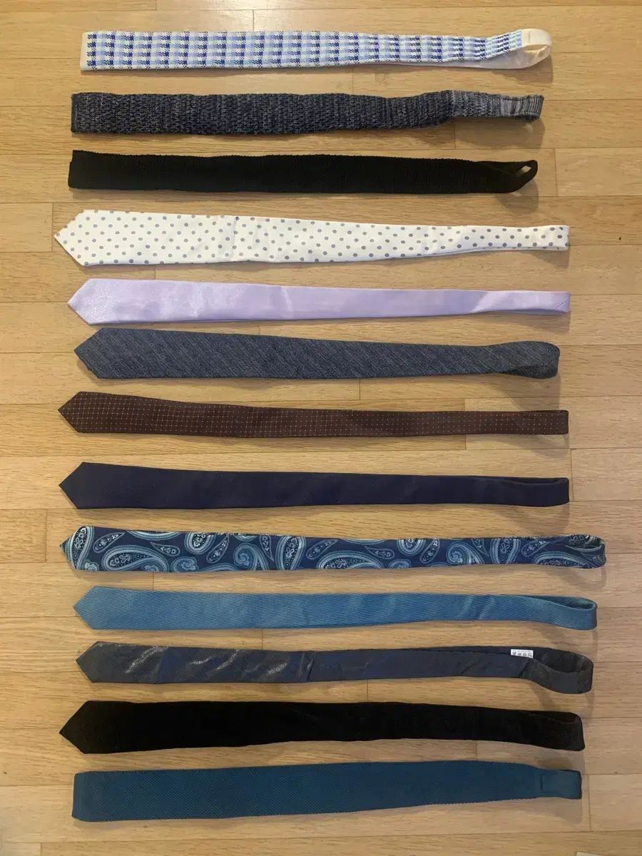 ネックタイ 全て 8万円 (使用感なし)
