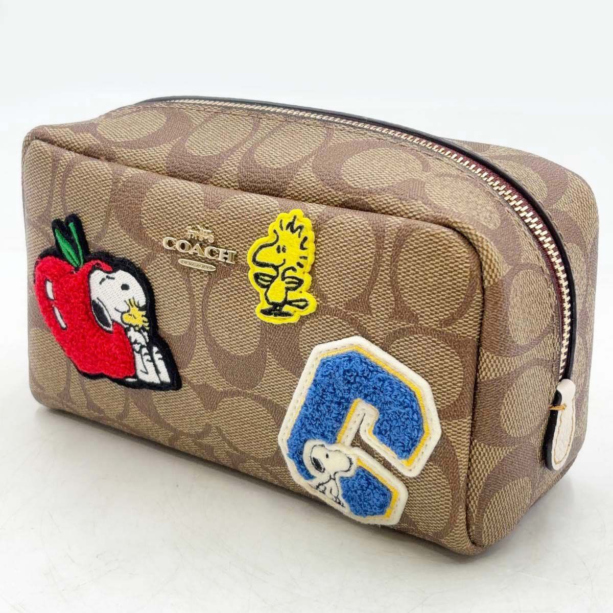 コーチ PEANUTS コラボ ポーチ スヌーピー COACH シグネチャー ワッペン コスメ 化粧ポーチ ピーナッツ