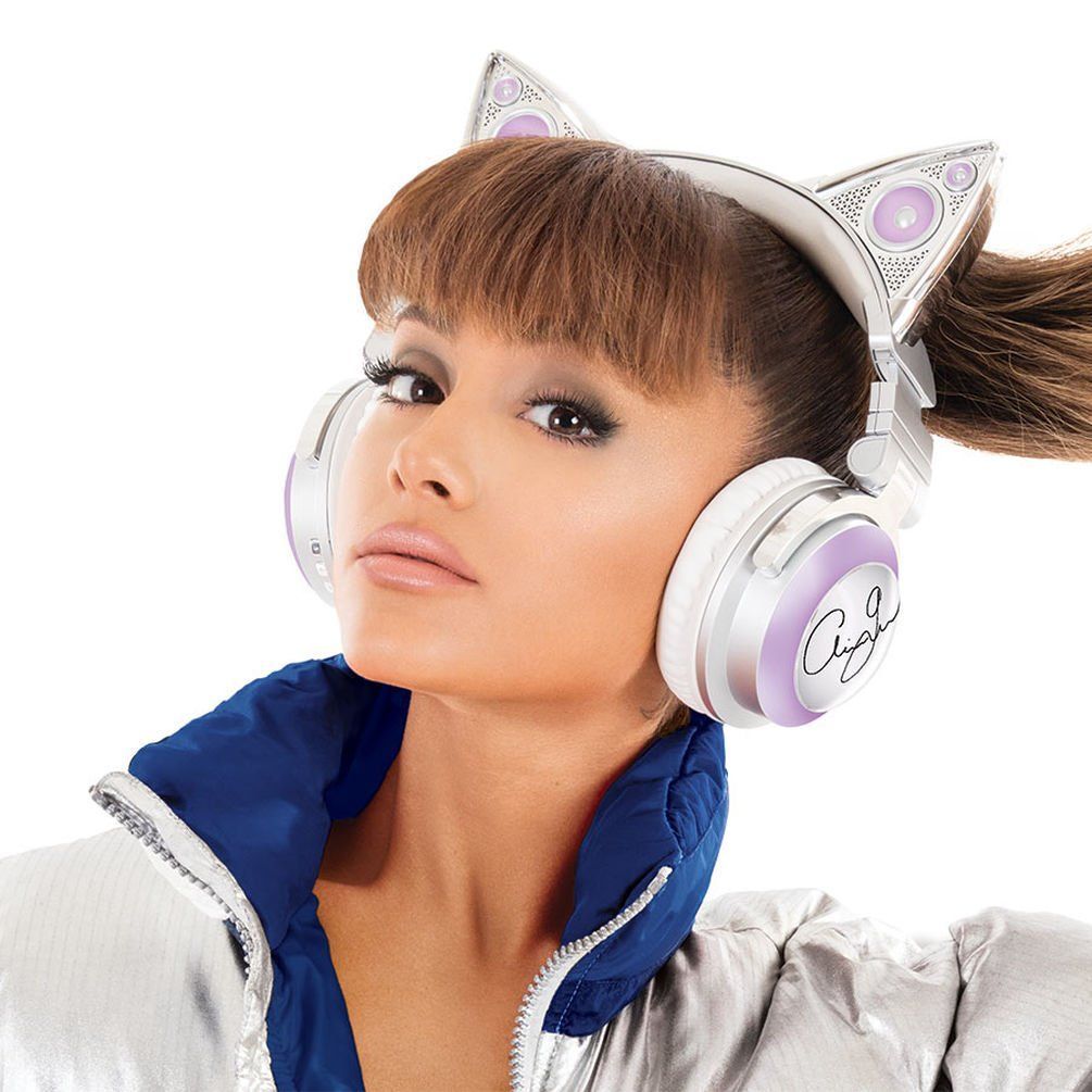 アリアナ・グランデ 限定モデル AXENT WEAR ネコ耳 ヘッドフォン 中古 アリアナ・グランデ 限定モデル AXENT WEAR ネコ耳 ヘッドフォン ほぼ