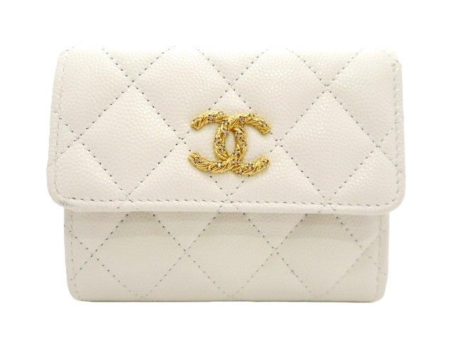 CHANEL シャネル マトラッセ スモール ウォレット AP5076 三つ折り財布 キャビアスキン ホワイト レディース【中古】【473】 94,017円