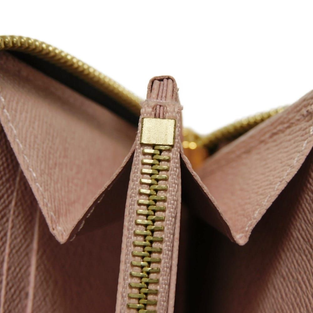LOUIS VUITTON ルイ・ヴィトン ジッピーウォレット 現行 LVロゴ