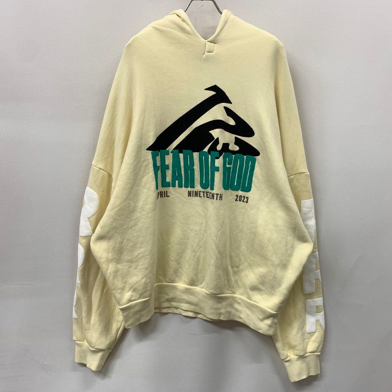【中古品】 FOG ESSENTIALS フィアオブゴッド エッセンシャルズ × RRR トリプルアール 別注 コラボ MOUNTAIN HOODIE マウンテン フーディ トップス プルオーバーパーカー 【142-260530-ko-06-tei】