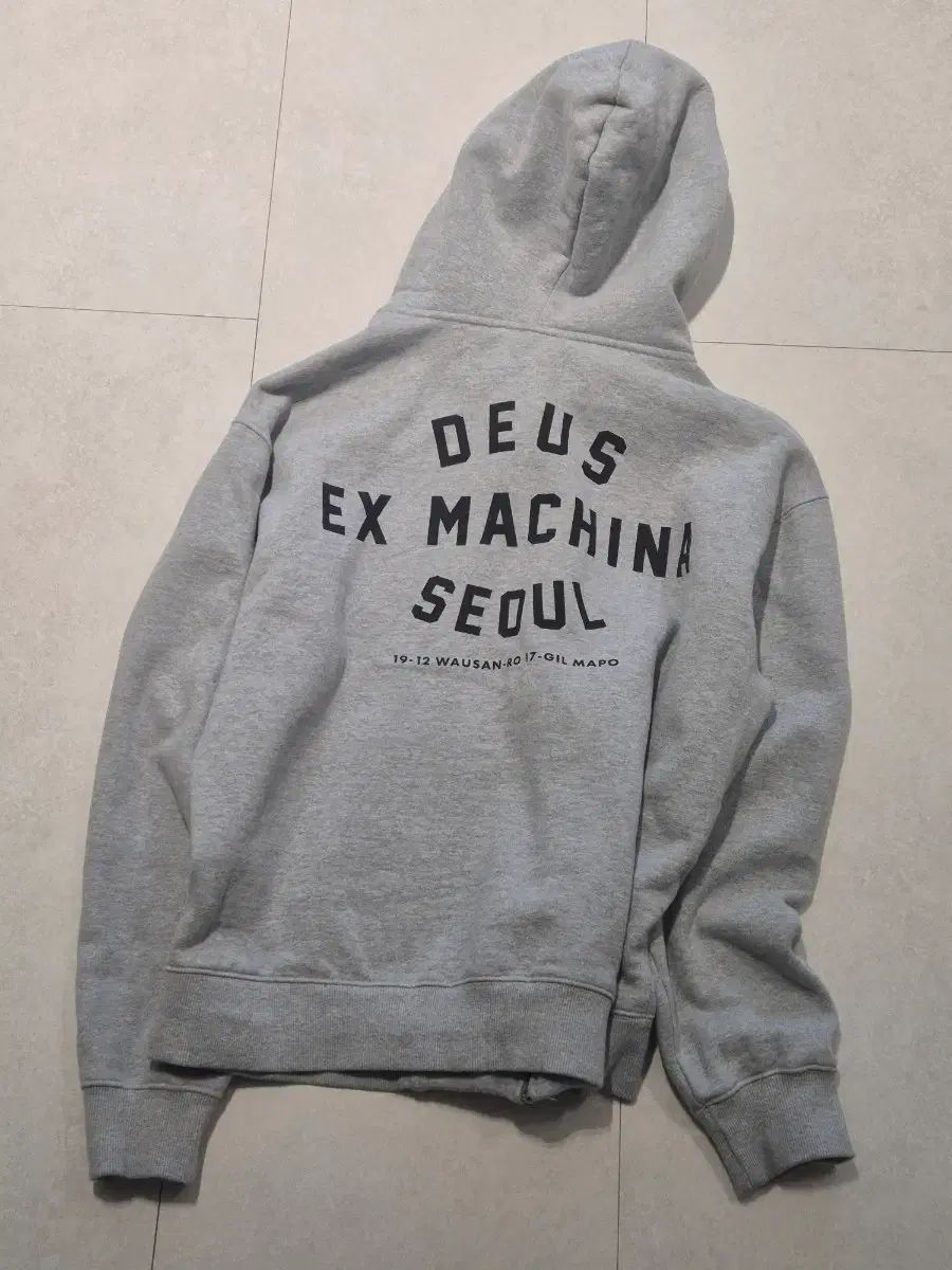 DEUS EX MACHINA デウスエクスマキナ フーデッドジップアップ Lサイズ