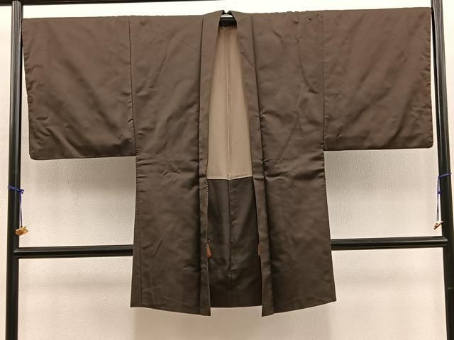平和屋着物＃男性　羽織　憲法白茶色　正絹　逸品　BAAX5401mz 平和屋着物＃男性 羽織 憲法白茶色 正絹 逸品 BAAX5401mz - メルカリ