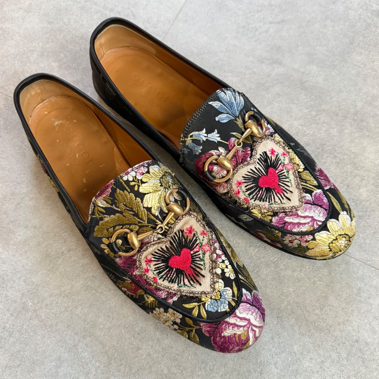 【レア】GUCCI プリンスタウン 蜂 刺繍 ワッペン ローファー メンズ 7 希少 GUCCI グッチ ホースビットローファー プリンスタウン フローラル