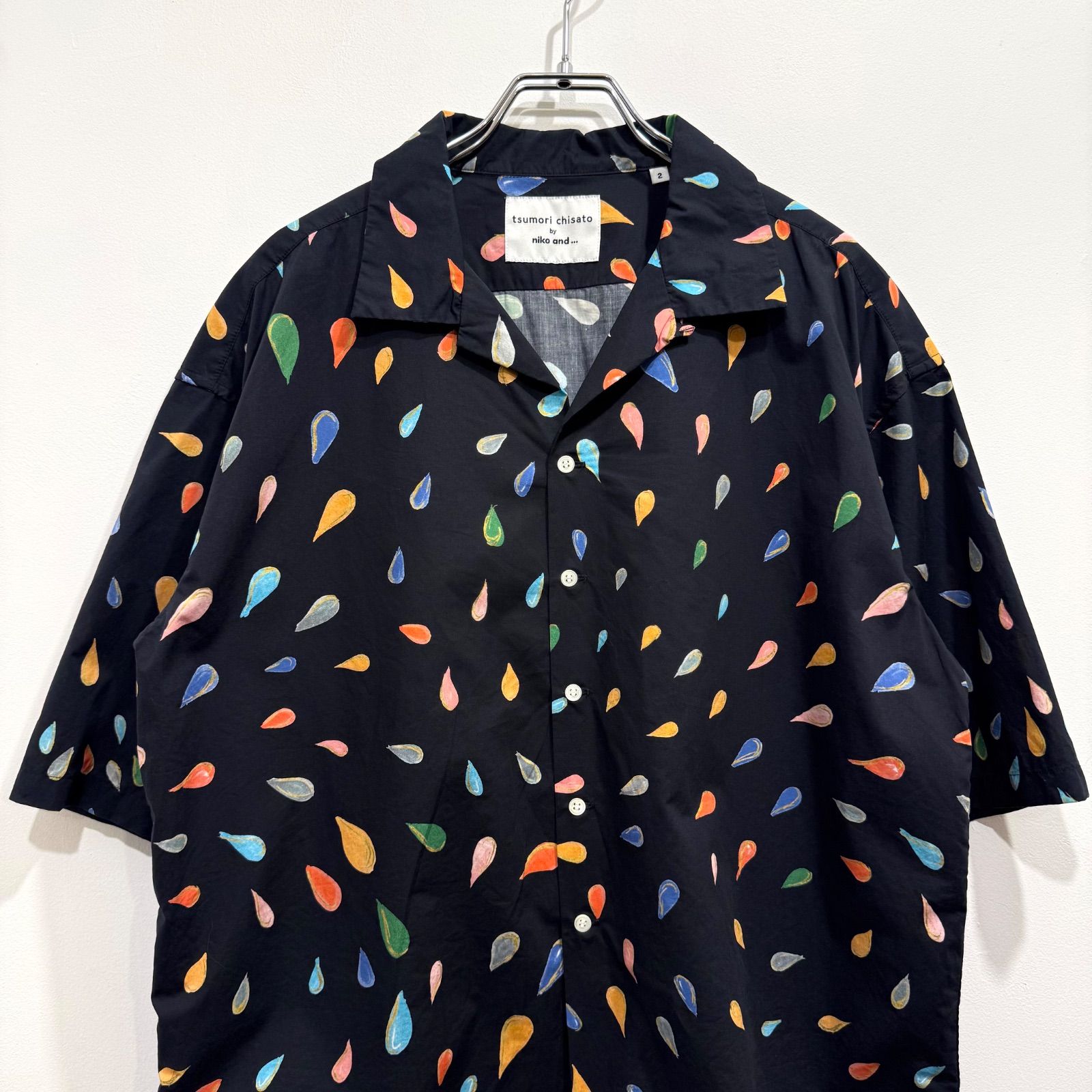 niko and... × TSUMORI CHISATO コラボ 半袖シャツ 総柄 ブラック 