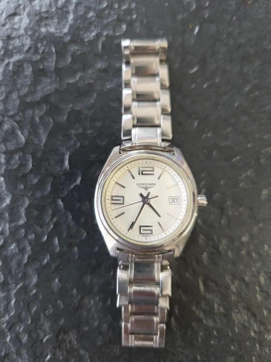 LONGINES ロンジン(L3 132 4) 룽고마레 クオーツ時計 出品