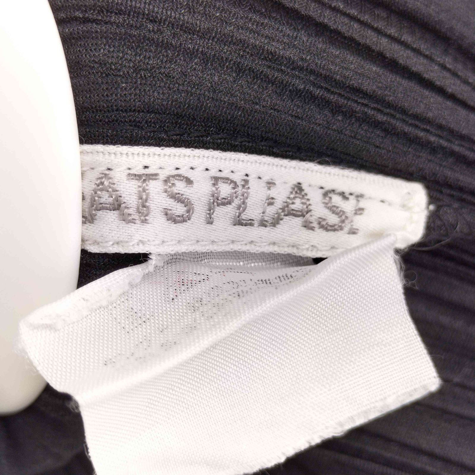 プリーツプリーズイッセイミヤケ PLEATS PLEASE ISSEY MIYAKE ボトル