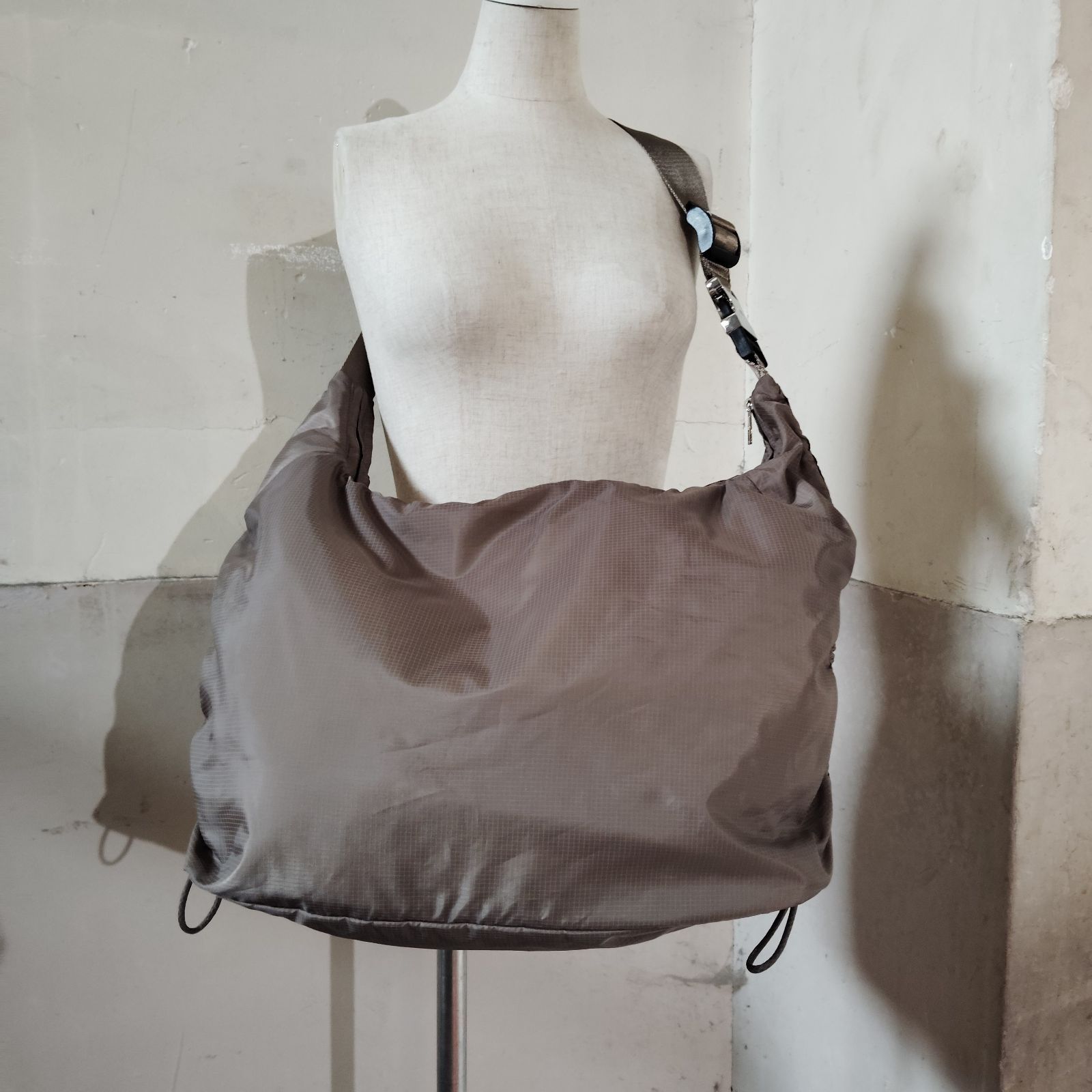 ARCS HEY Sling BAG アークス ヘイスリングバッグ ショルダーバッグ 