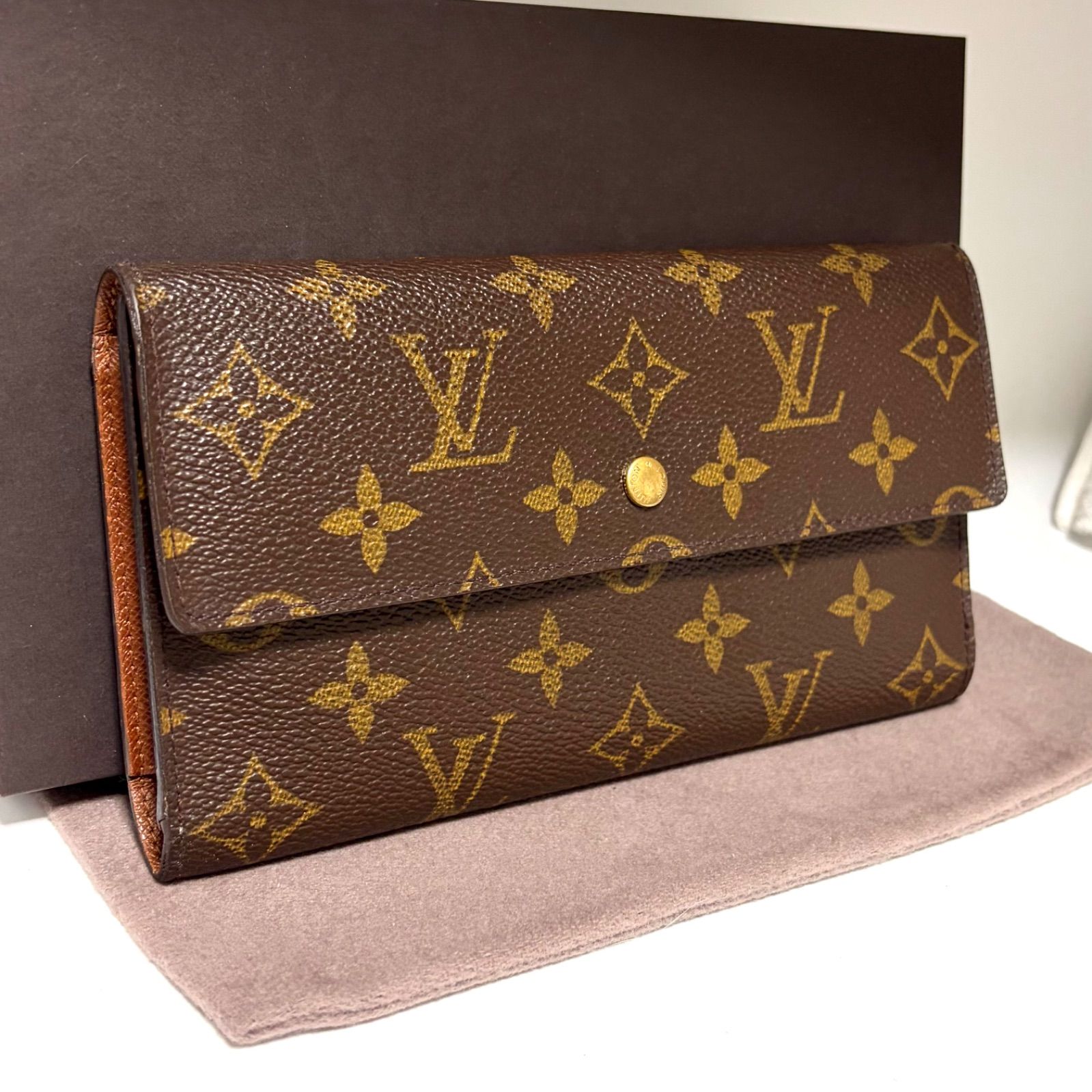 d61 ポルト トレゾール　ポルトフォイユ インターナショナル　旧型　ルイ ヴィトン Louis Vuitton　3つ 三つ 折り　フラップ ボタン 式　長 財布　ロング ウォレット　モノグラム