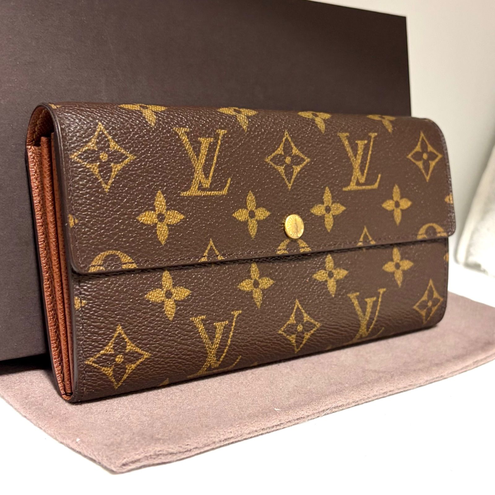 d41 ポルトフォイユ サラ　旧型　Louis Vuitton ルイ ヴィトン 　2つ 折り　二つ折り　フラップ ボタン 式　長 財布　ウォレット　モノグラム