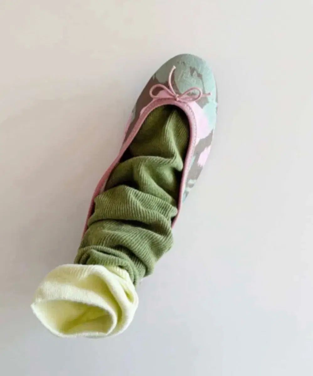 豆の木フラットシューズ 240 シューズ