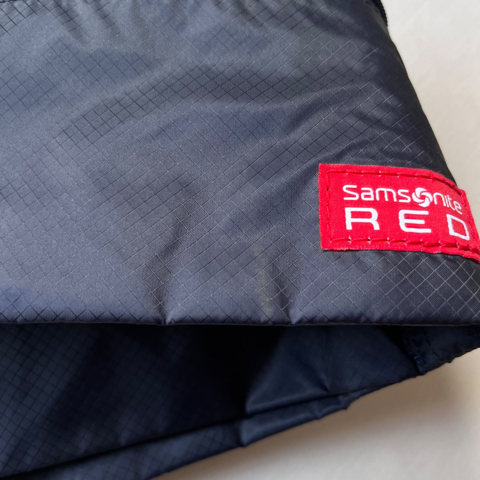 samsonite red サムソナイトレッド bodybag ボディバッグ nomad carry