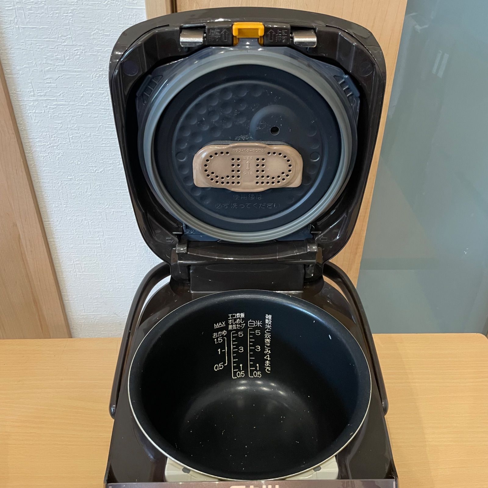 ZOJIRUSHI 象印 圧力IH炊飯ジャー 5.5合炊き NP-ZT10KS 極め炊き IH