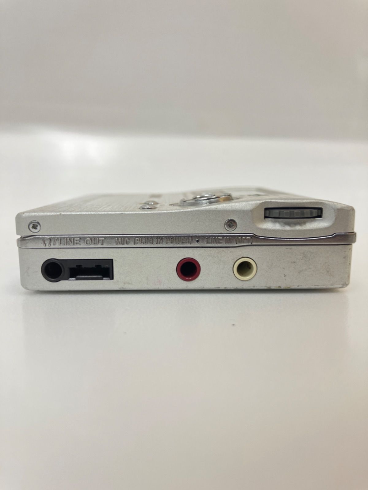 □ SONY ソニー MZ-R909 ポータブルMDレコーダー - メルカリ