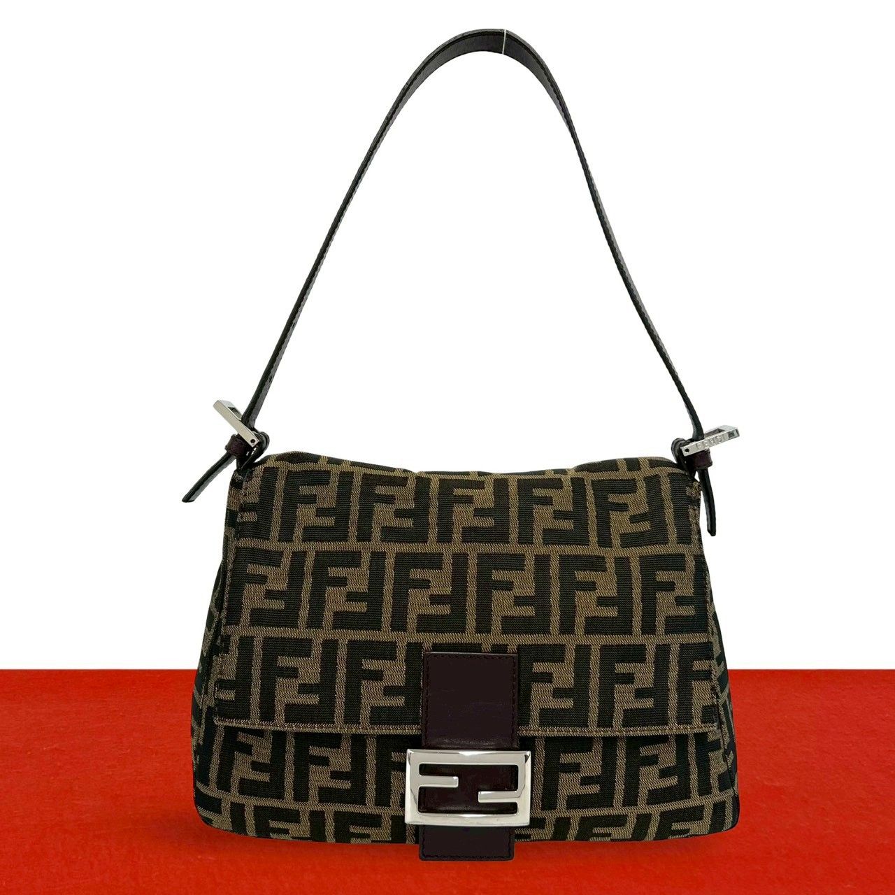 極美品□FENDI フェンディ マンマバケット ワンショルダーバッグ