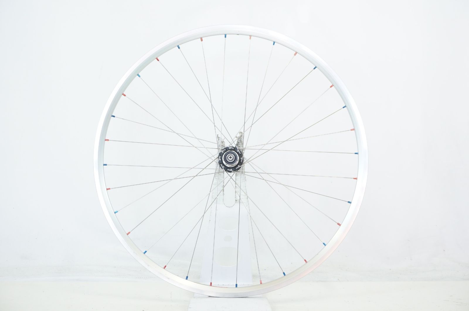 中古:シマノ ティアグラグレードハブ+アラヤAR-713ホイール ARAYA 「アラヤ」 AR-713 リム TNI ハブ SHIMANO 10s リアホイール