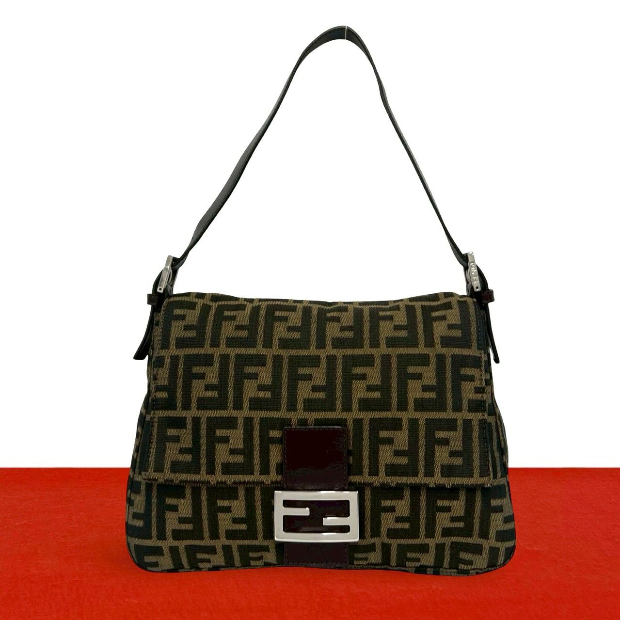 極 美品 FENDI フェンディ マンマバケット ズッカ FF ロゴ 金具 キャンバス レザー 本革 セミ ワン ショルダーバッグ ブラウン 18191