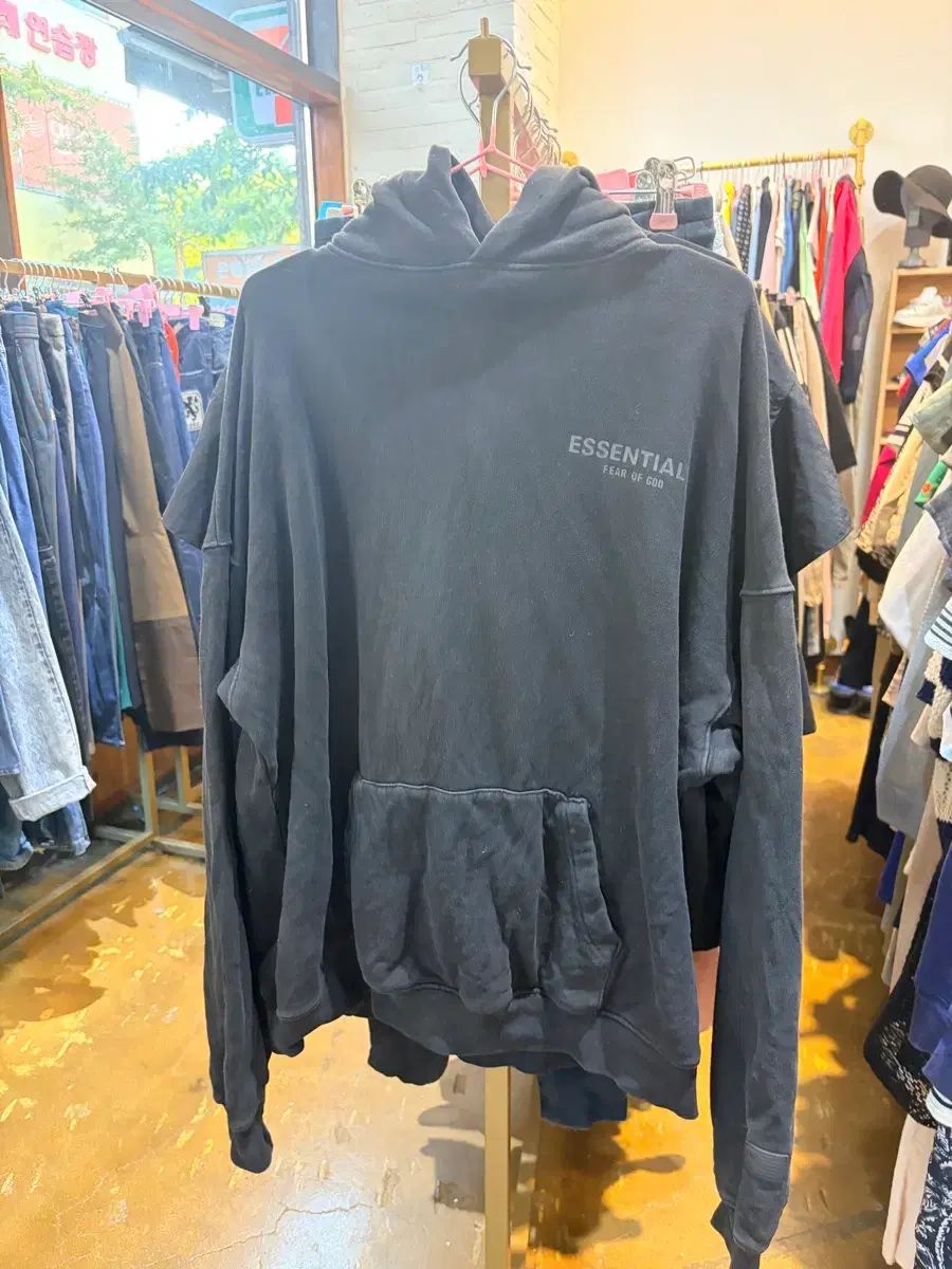 エッセンシャル フィアオブゴッド フーディー Tシャツ ブラック