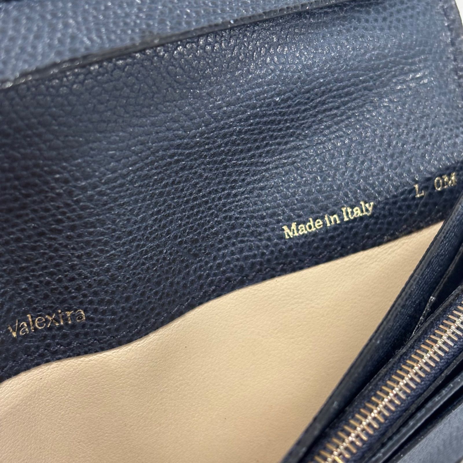 美品✨Valextra ヴァレクストラ 長財布 二つ折りコインケースあり無地レザー ネイビー イタリア製