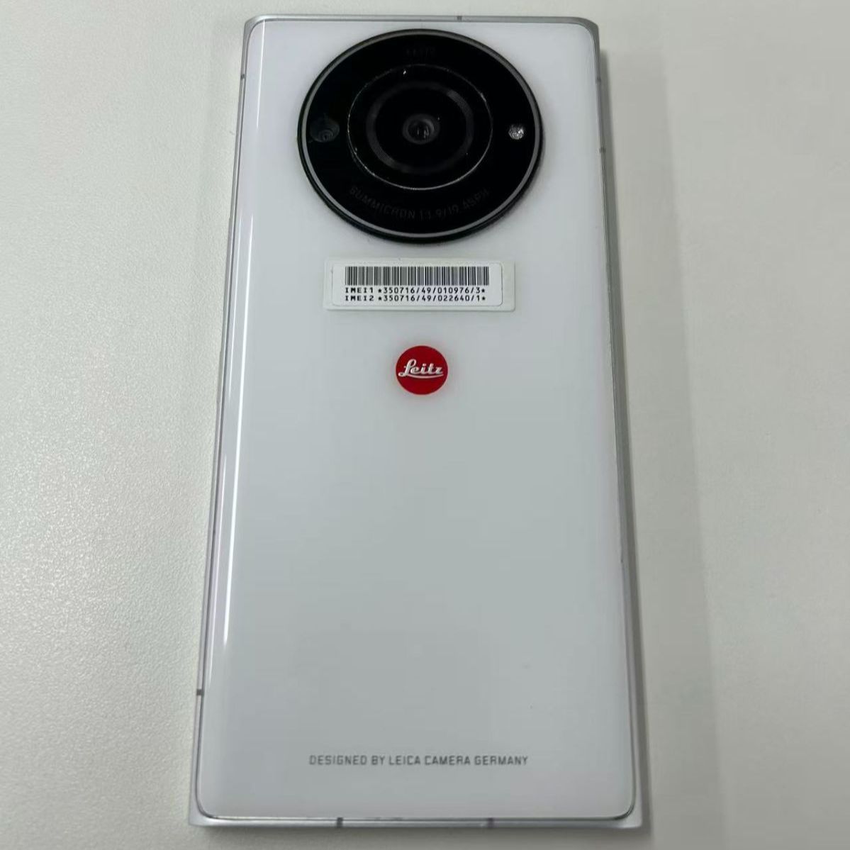 ジャンク】Leitz phone 2 ホワイト - メルカリ
