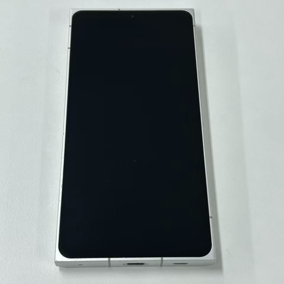 ジャンク】Leitz phone 2 ホワイト - メルカリ